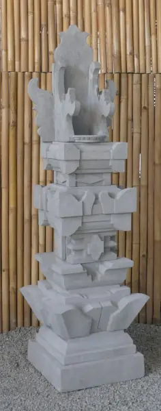 Product image 9 of the product “Balinese Temple, casted with Paras Stone, with open place on top, 170cm. Mulitparted ”